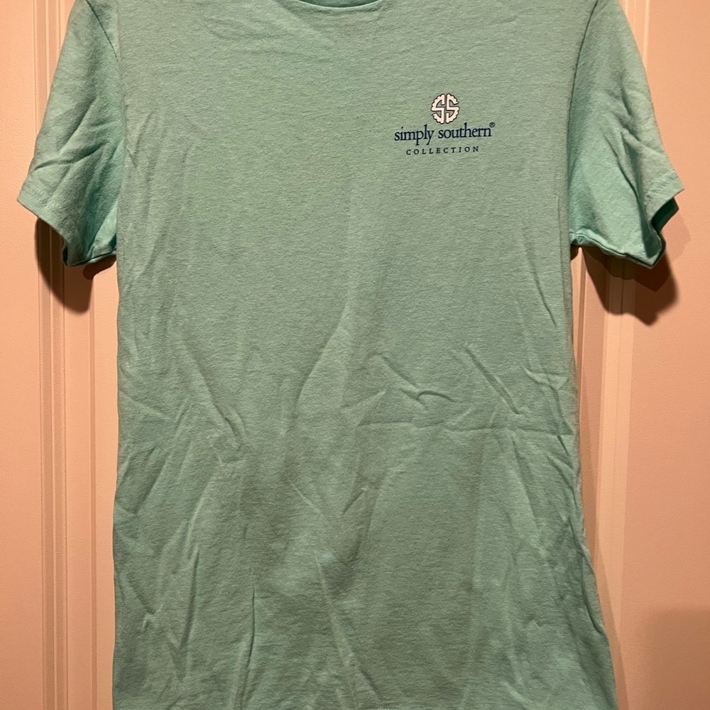Beautiful blue Simply Southern shirt